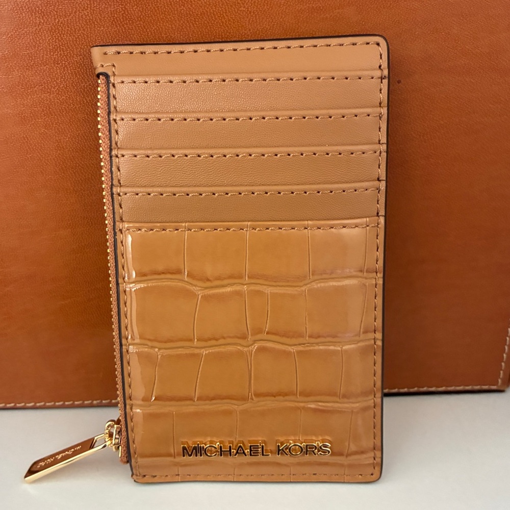 Michael Kors Jet Set Travel Medium Wallet